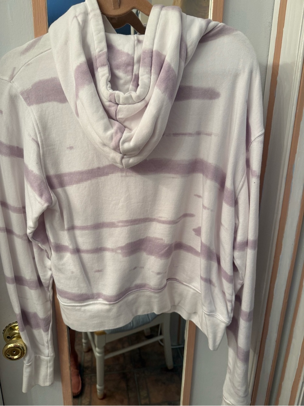 Uncommon Lavender & White MMH Tie-Dye Cropped Hoodie Sweater - Picture 3 of 5